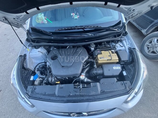 Hyundai Accent 2017, 129,013 km - 1.6 l - Bakı