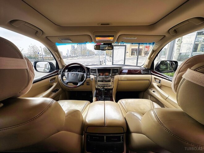 Lexus LX 570-4