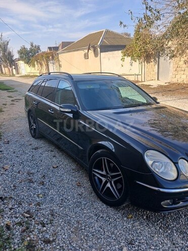 Mercedes E 200 2004, 299,500 km - 1.8 l - Bakı