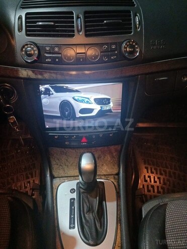 Mercedes E 200 2004, 299,500 km - 1.8 l - Bakı