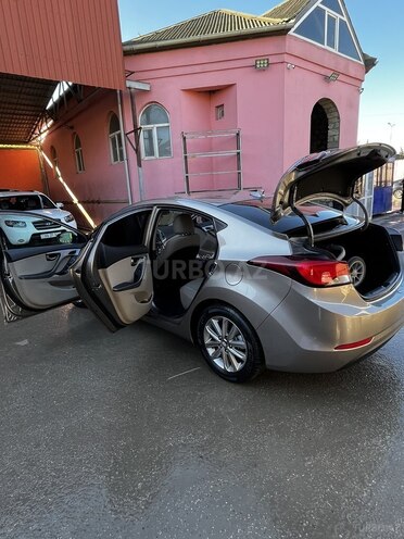 Hyundai Elantra 2015, 78,000 km - 1.8 л - Bakı