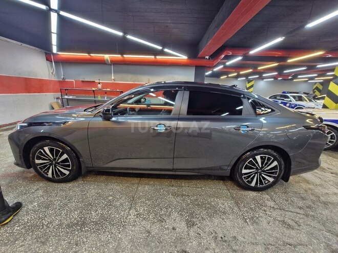 Changan Qiyuan A05 2025, 6,000 km - 1.5 л - Bakı