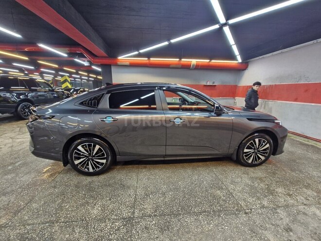 Changan Qiyuan A05 2025, 6,000 km - 1.5 л - Bakı