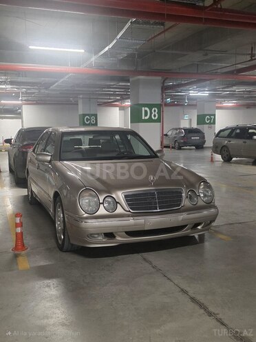 Mercedes E 240 1999, 275,000 km - 2.4 л - Bakı