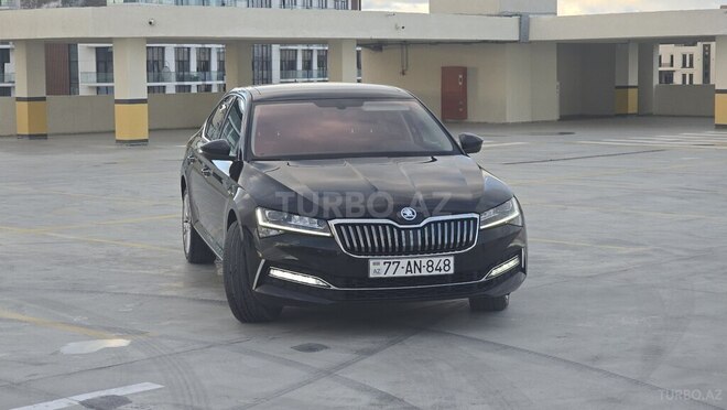 Skoda Superb 2021, 93,000 km - 2.0 l - Bakı