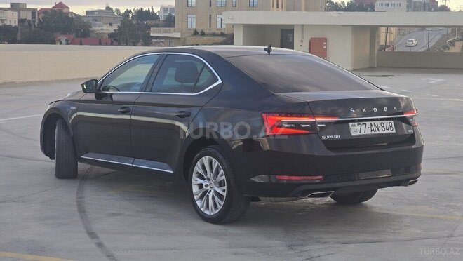 Skoda Superb 2021, 93,000 km - 2.0 l - Bakı