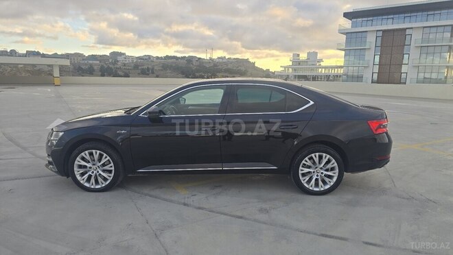 Skoda Superb 2021, 93,000 km - 2.0 l - Bakı