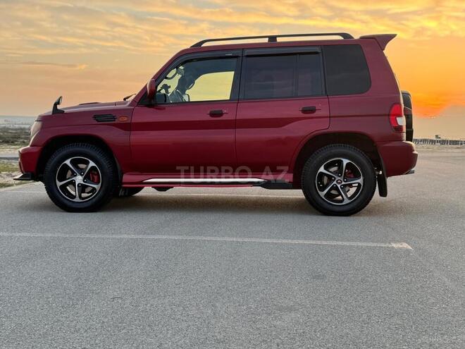 Mitsubishi Pajero io 2001, 268,000 km - 1.8 l - Bakı