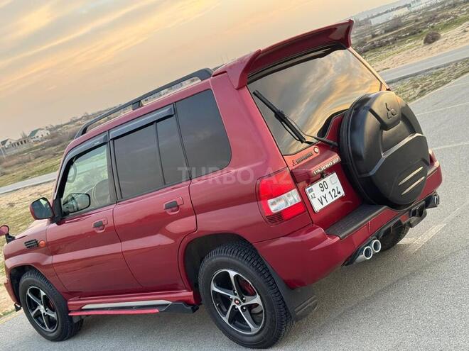 Mitsubishi Pajero io 2001, 268,000 km - 1.8 l - Bakı