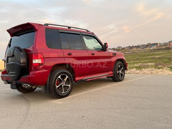 Mitsubishi Pajero io 2001, 268,000 km - 1.8 l - Bakı