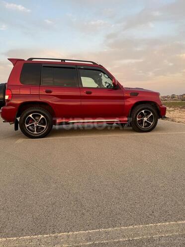 Mitsubishi Pajero io 2001, 268,000 km - 1.8 l - Bakı