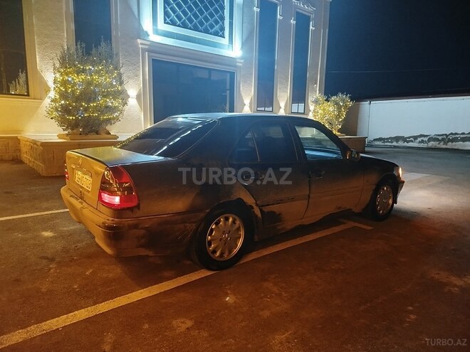 Mercedes C 220 1998, 614,000 km - 2.2 l - Bakı