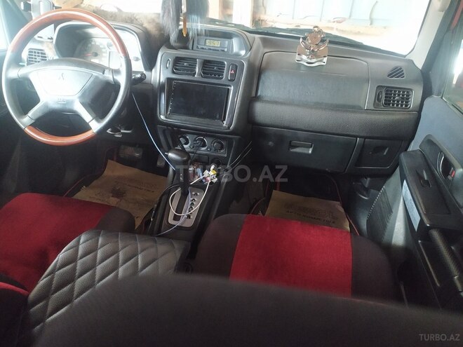 Mitsubishi Pajero io 2001, 268,000 km - 1.8 l - Bakı