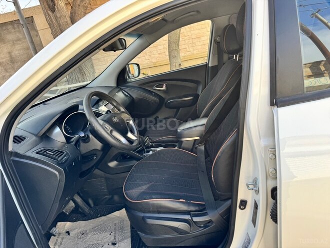 Hyundai ix35 2013, 212,000 km - 2.0 л - Bakı