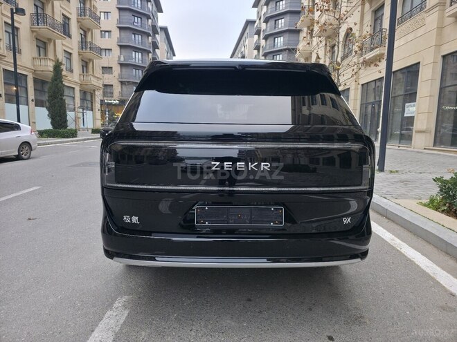 ZEEKR 9X-7