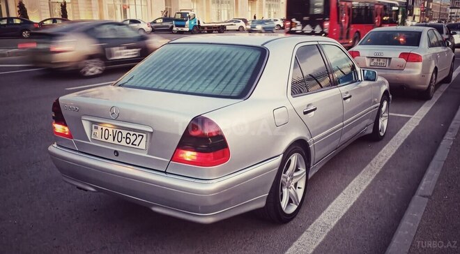 Mercedes C 230-3