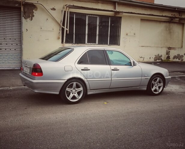 Mercedes C 230-5