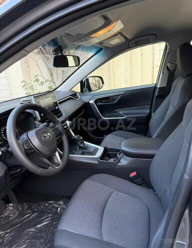 Toyota RAV4 2019, 124,000 km - 2.0 l - Bakı