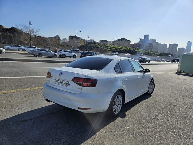 Volkswagen Jetta 2017, 143,232 km - 1.4 l - Bakı