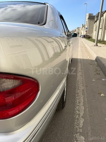 Mercedes E 320 2000, 342,516 km - 3.2 l - Bakı