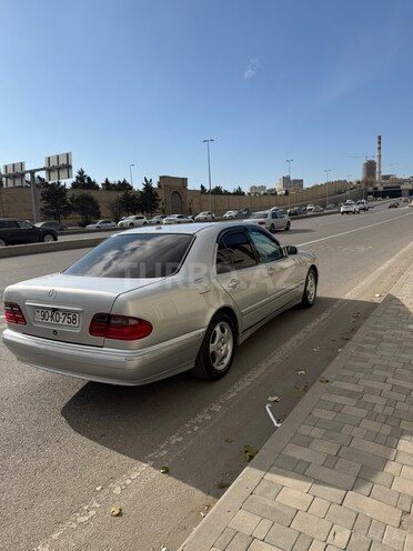 Mercedes E 320 2000, 342,516 km - 3.2 l - Bakı