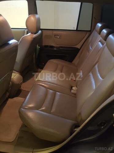 Toyota Highlander-11