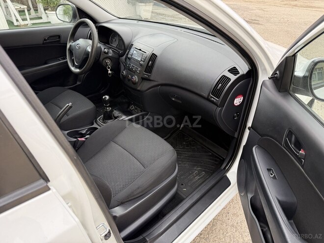 Hyundai i30 2009, 278,000 km - 1.4 l - Bakı