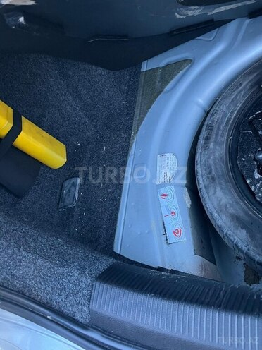 Volkswagen Jetta 2008, 165,121 km - 1.6 л - Bakı
