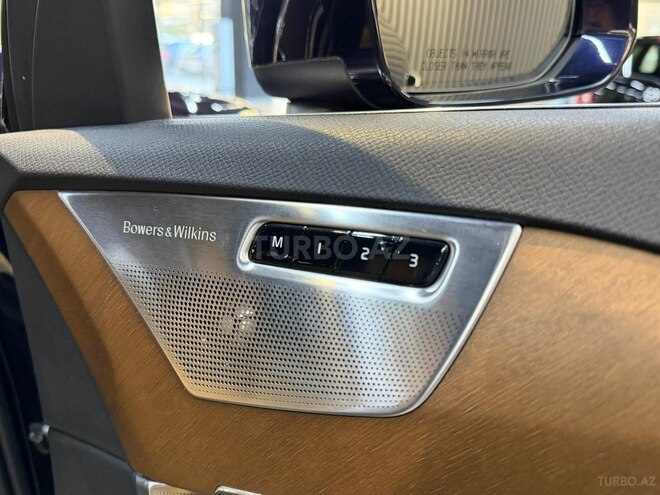 Volvo XC90-17