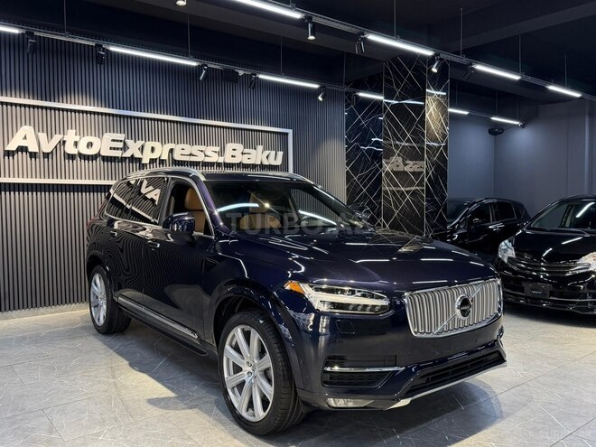 Volvo XC90-4