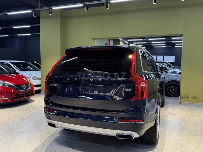 Volvo XC90-7