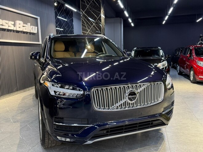 Volvo XC90-22