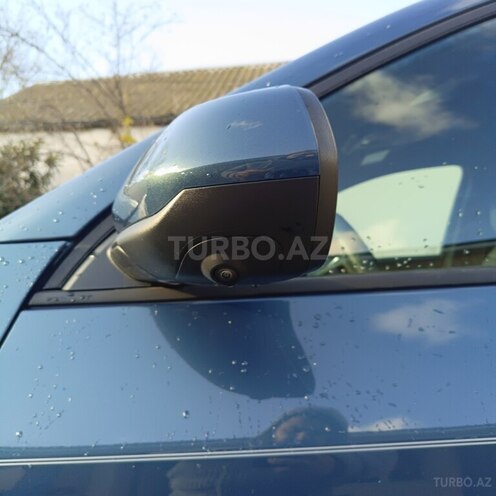 Chevrolet Equinox-4
