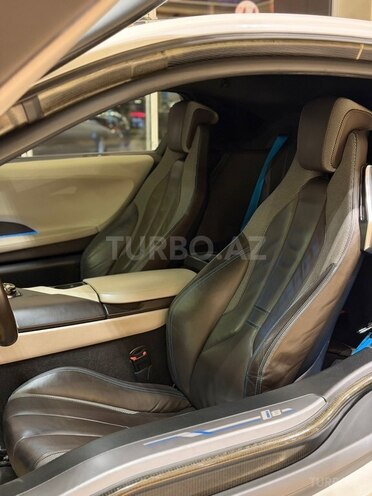 BMW i8 2019, 91,000 km - 1.5 l - Bakı