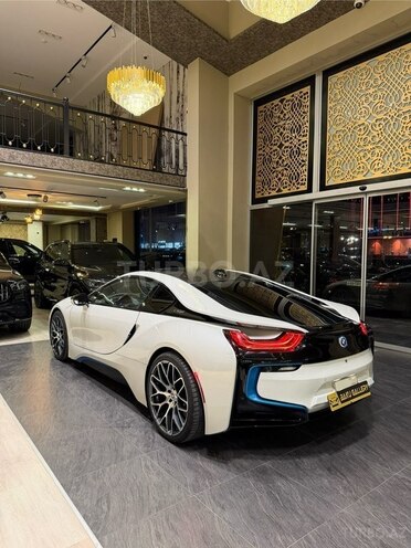 BMW i8 2019, 91,000 km - 1.5 l - Bakı