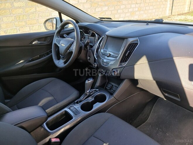 Chevrolet Cruze 2018, 136,000 km - 1.4 л - Bakı