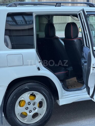 Mitsubishi Pajero io 2000, 298,500 km - 2.0 л - Bakı