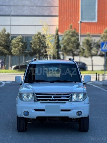 Mitsubishi Pajero io 2000, 298,500 km - 2.0 л - Bakı