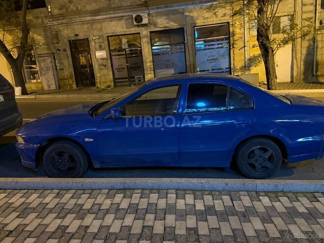 Mitsubishi Galant-4