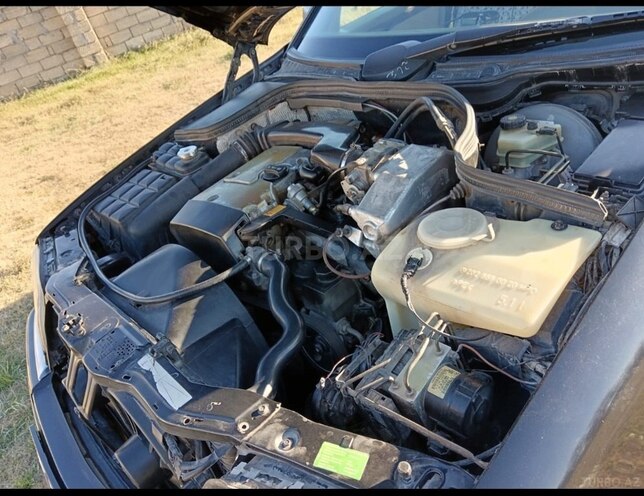 Mercedes C 200 1996, 680,500 km - 2.0 л - Sabirabad