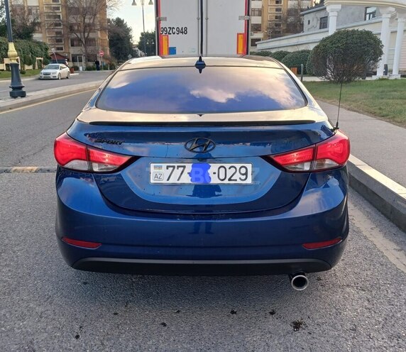 Hyundai Elantra 2015, 193,600 km - 1.8 l - Bakı