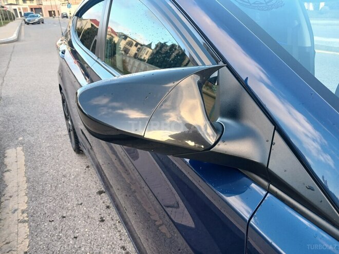 Hyundai Elantra 2015, 193,600 km - 1.8 l - Bakı