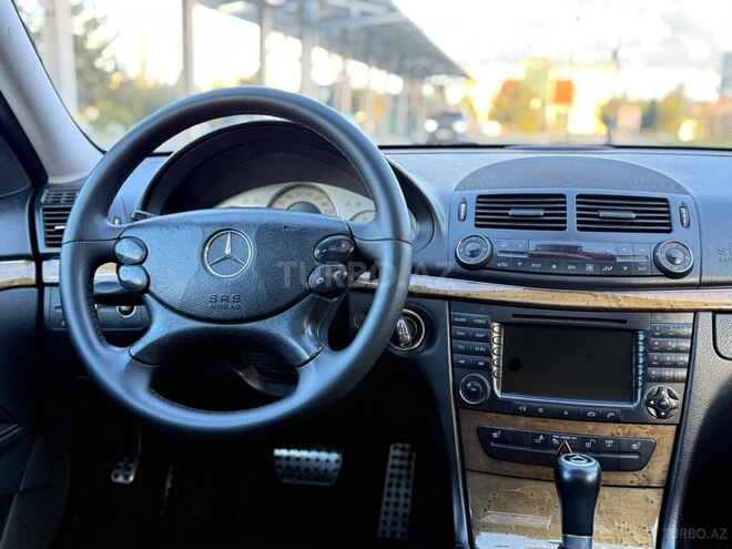 Mercedes E 350 2006, 303,000 km - 3.5 l - Bakı