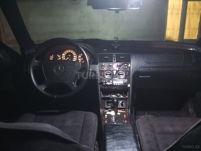 Mercedes C 220 1996, 300,000 km - 2.2 л - Masallı
