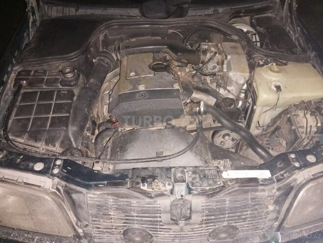 Mercedes C 220 1996, 300,000 km - 2.2 л - Masallı