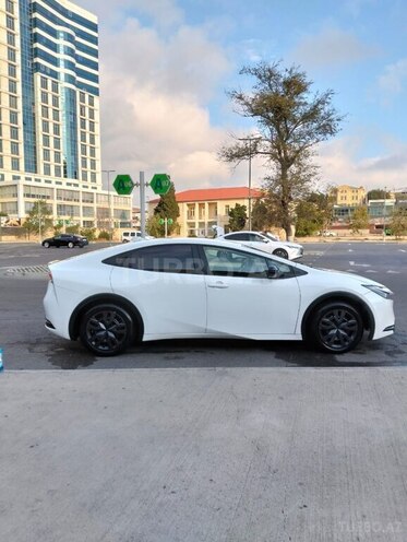 Toyota Prius-2