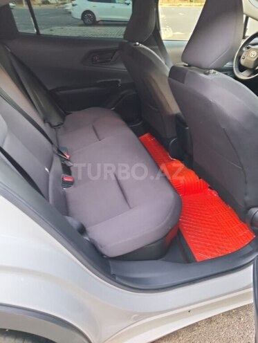Toyota Prius-8