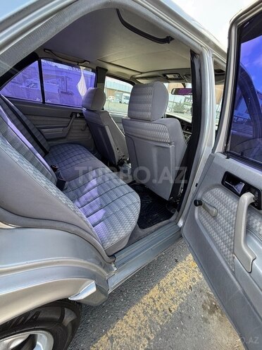 Mercedes 190 1990, 225,000 km - 2.0 л - Bakı
