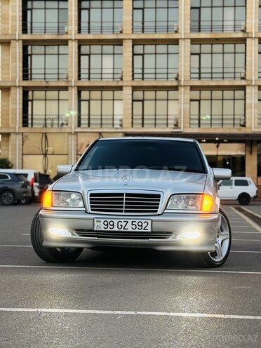 Mercedes C 240 1998, 227,592 km - 2.4 l - İmişli