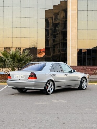 Mercedes C 240 1998, 227,592 km - 2.4 l - İmişli